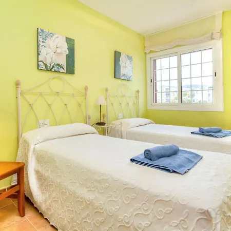 Apartment Aloha By Interhome Llanca